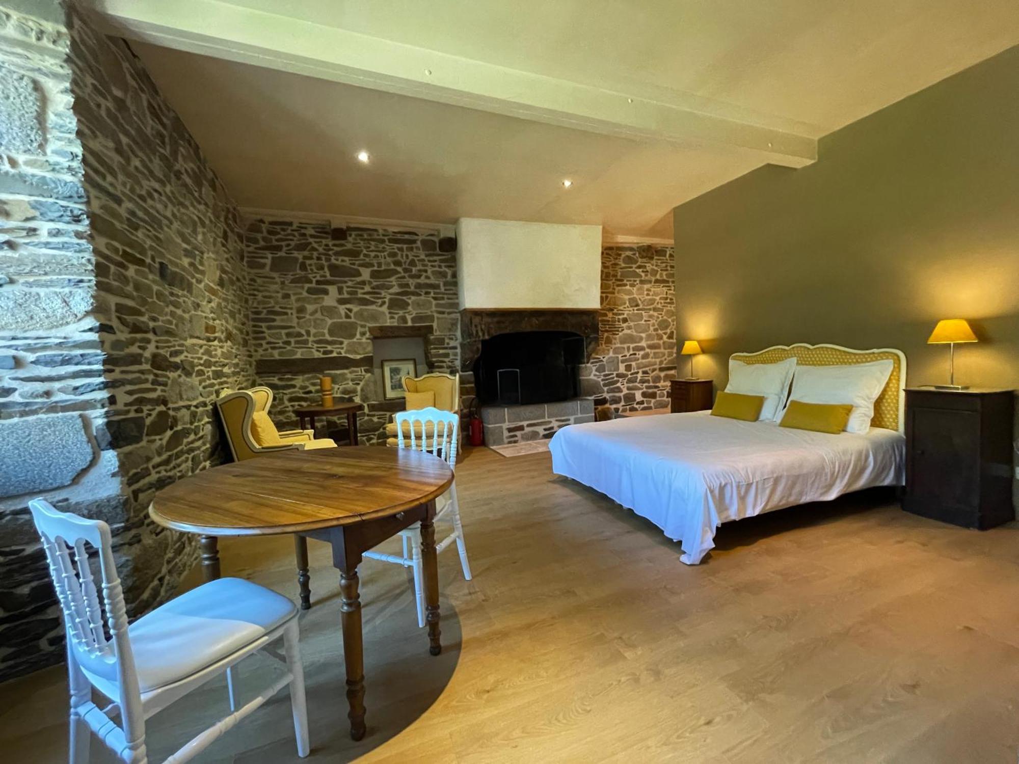 Manoir De La Begaudiere Mont-Dol Phòng bức ảnh