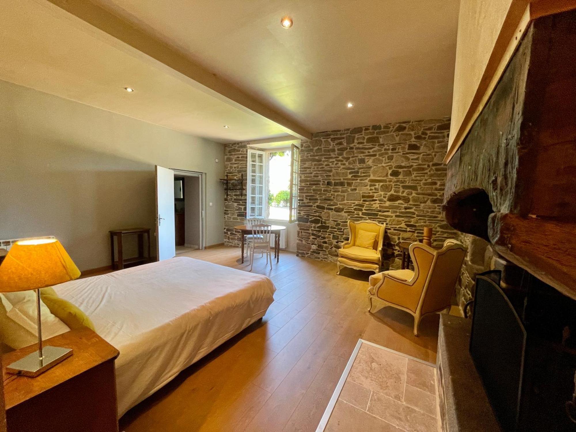 Manoir De La Begaudiere Mont-Dol Phòng bức ảnh