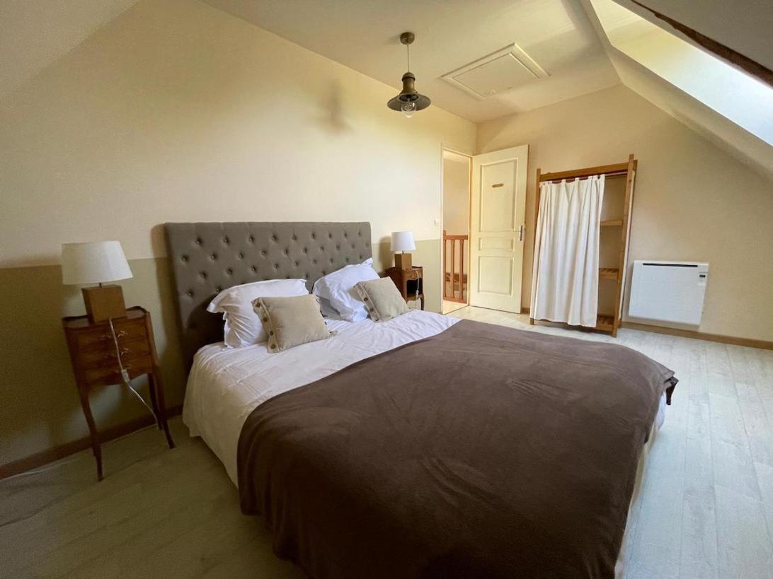 Manoir De La Begaudiere Mont-Dol Phòng bức ảnh