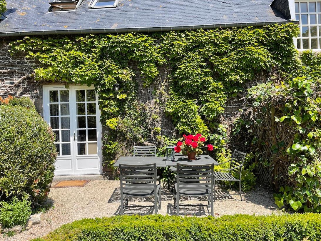 Manoir De La Begaudiere Mont-Dol Phòng bức ảnh