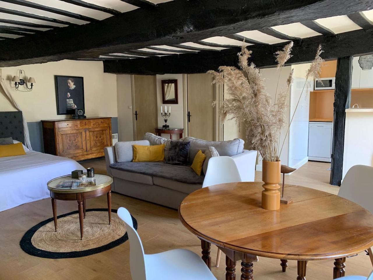 Manoir De La Begaudiere Mont-Dol Phòng bức ảnh